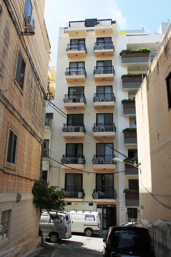 Appartement Penthouse With Seaview Terrace à San Pawl il-Baħar Extérieur photo